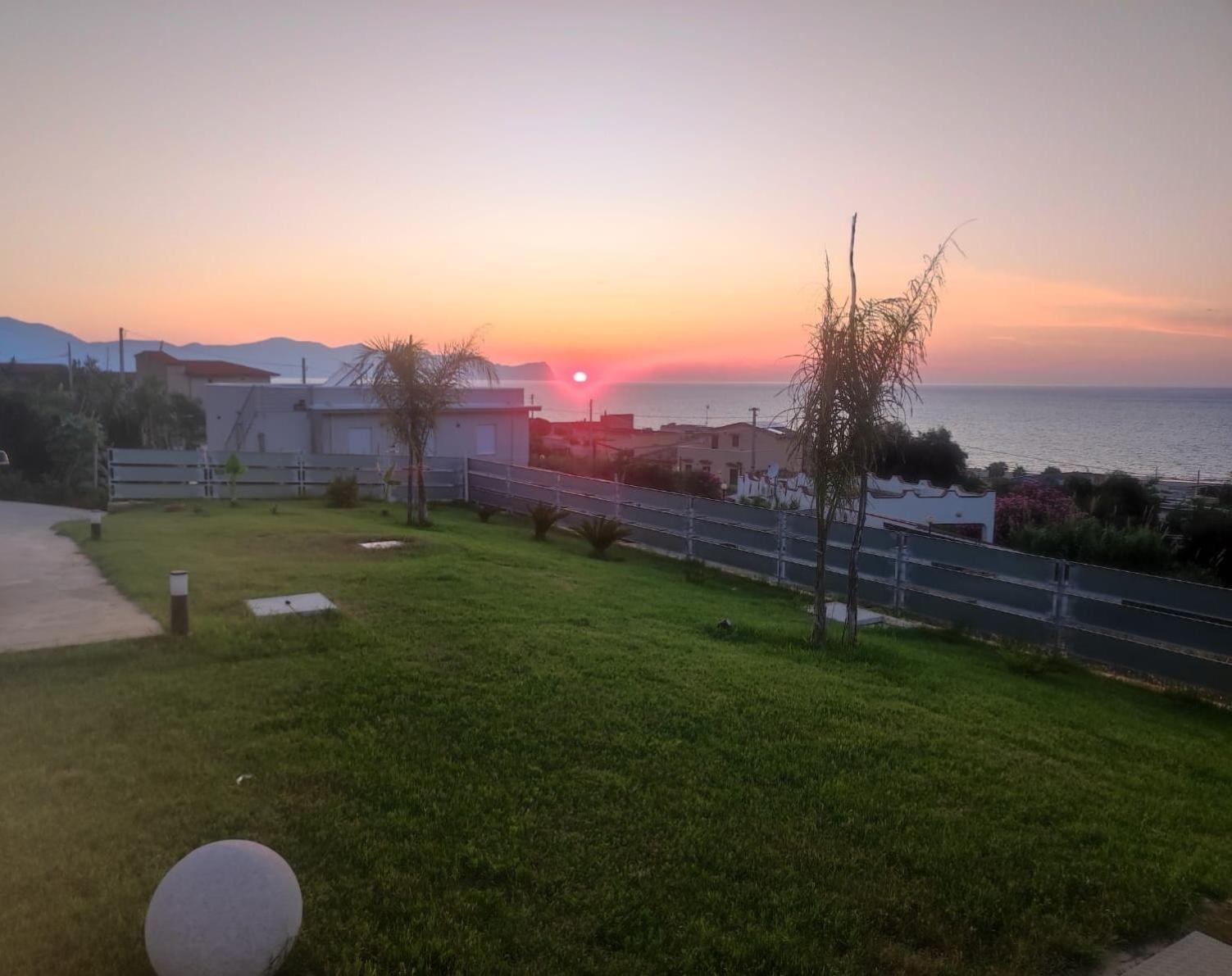 Villa Terrazza Sul Mare Balestrate Kültér fotó